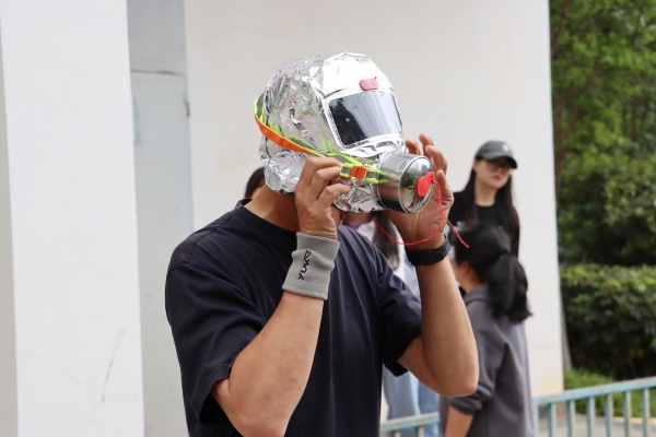 Ծ(zhn)δ ȼ ۾St(y)Ժt(y)Ժȫ(sh)(zhn)ݾM(jn)Еr(sh)