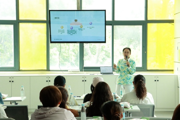 жĸͬ|ԺĸH(ji)}ӈAMek!